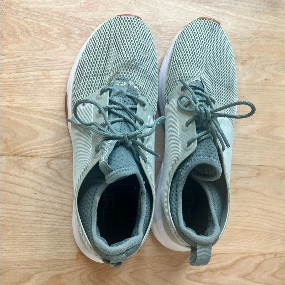 KURU Cloud Atom‎ Womens Size 10.5 M  Running Sneakers Green Shoes 205607105